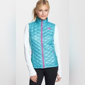 The North Face Thermoball Primaloft Vest Blue Pink Size Small NWT